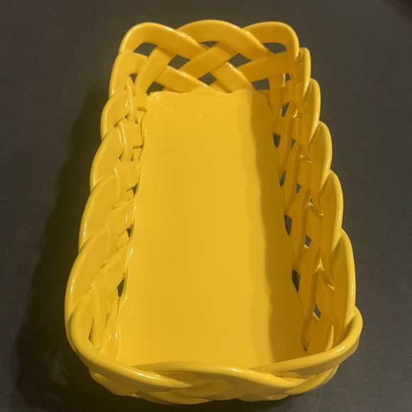 Primo’ gi Treccia Yelllow Ceramic weaved Basket from Italy - Picture 6 of 6